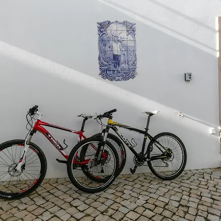 Casa Avos Felix Lopes بيت للعطل *